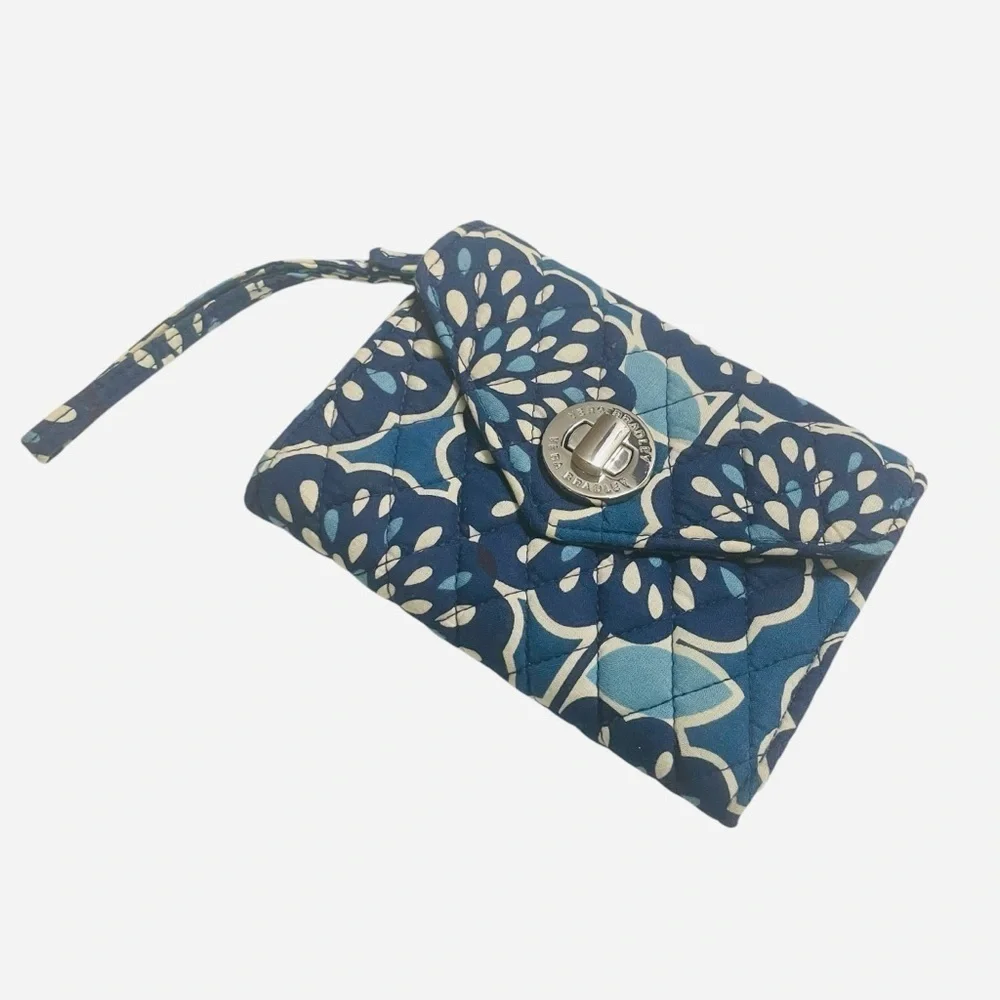Vera Bradley~ Turn Lock Wristlet/Wallet~ Petal Splash Pattern~ 6.25